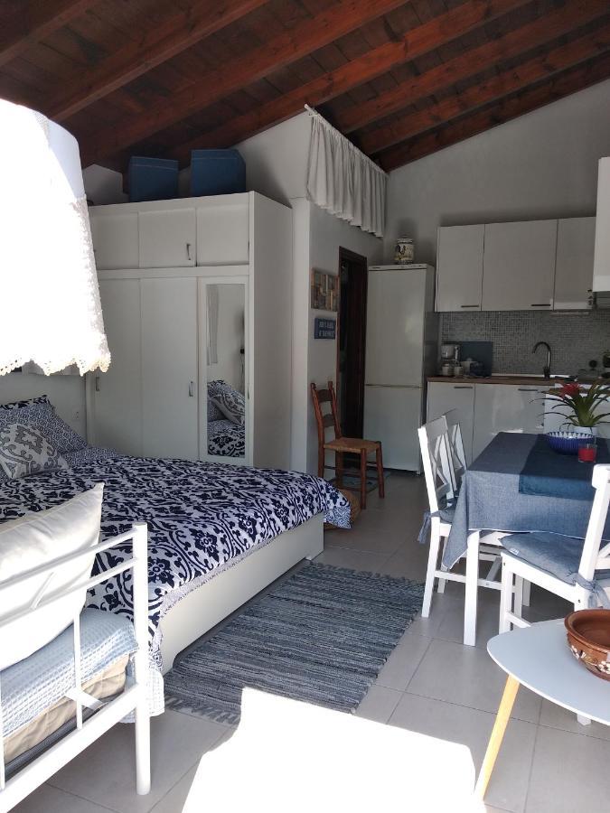 Megálon Choríon Iviskos House, Megalo Horio Village, Tilos Island מראה חיצוני תמונה